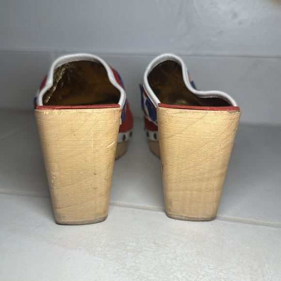 Dolce & Gabbana Red Suede Butterfly Wooden Heel Platform Clogs Women’s Size 35 - Picture 6 of 11
